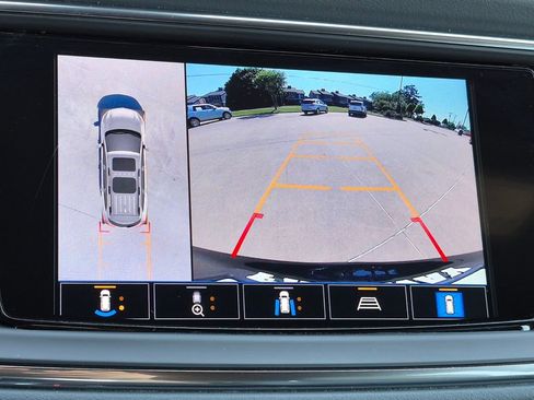 Used 2024 Buick Enclave Premium FWD image 23