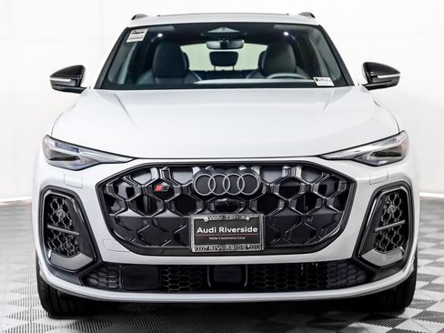 New 2025 Audi SQ5 Premium Plus image 9