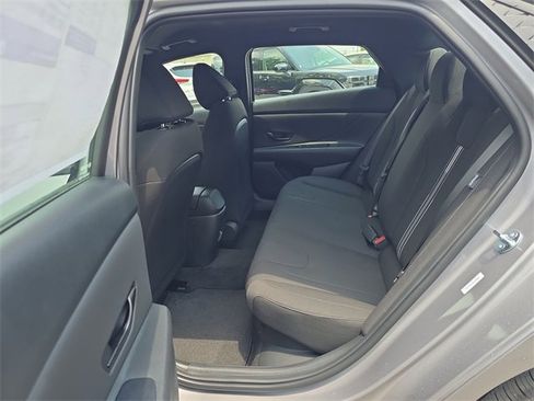 New 2025 Hyundai Elantra SEL image 22