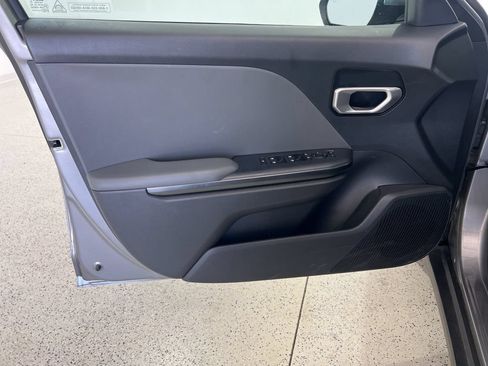 Used 2025 Kia K4 FWD image 19