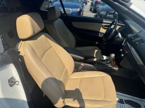 Used 2013 BMW 128i Convertible RWD image 22