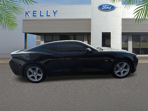 Used 2016 Chevrolet Camaro LT RWD image 6