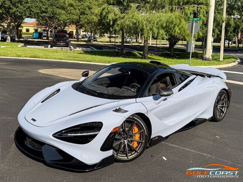 Used 2021 McLaren 765LT RWD image 10