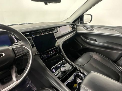 Certified 2022 Jeep Grand Cherokee Limited 4xe w/ Luxury Tech Group II image 23