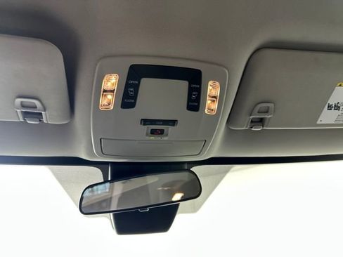 Used 2024 Toyota Sienna LE image 24