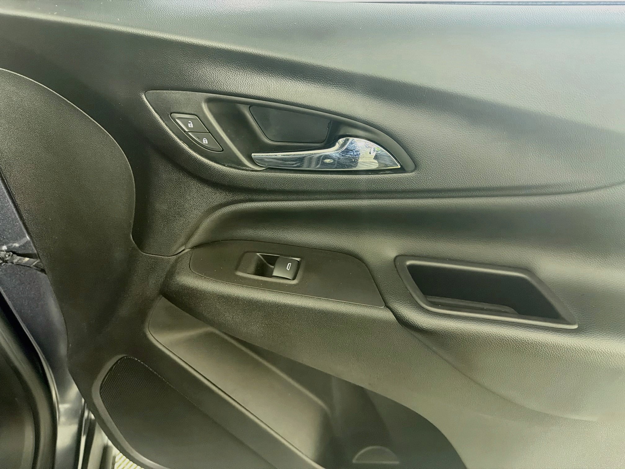 Used 2022 Chevrolet Equinox LT FWD image 29