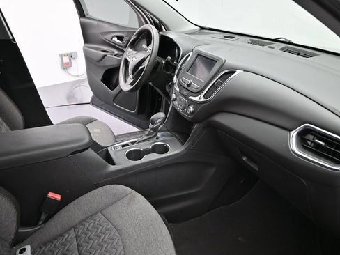 Used 2023 Chevrolet Equinox LT FWD image 6