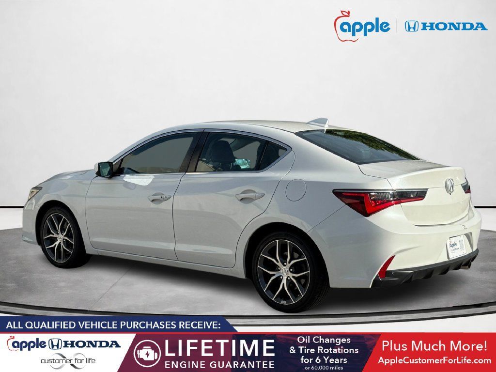Used 2020 Acura ILX w/ Premium Package FWD image 4