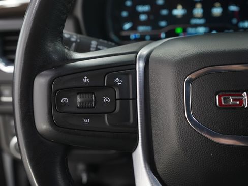 Used 2022 GMC Yukon SLE w/ Gmc Pro Safety Plus Package AWD/4WD image 27