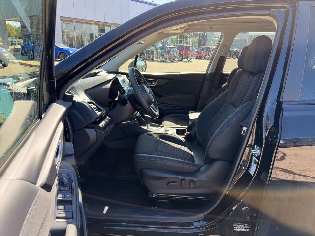 Certified 2024 Subaru Forester Premium AWD/4WD image 9