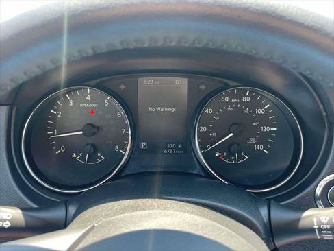 Used 2020 Nissan Rogue Sport SV w/ Technology Package AWD/4WD image 25