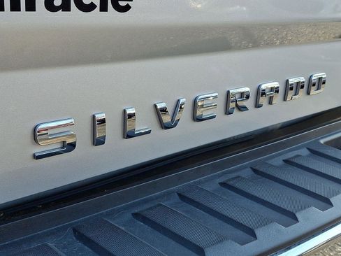 Used 2015 Chevrolet Silverado 1500 LT image 30