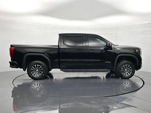 Used 2023 GMC Sierra 1500 AT4 AWD/4WD image 4