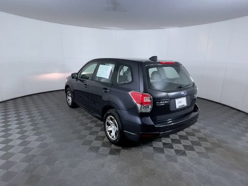 Used 2017 Subaru Forester 2.5i image 7