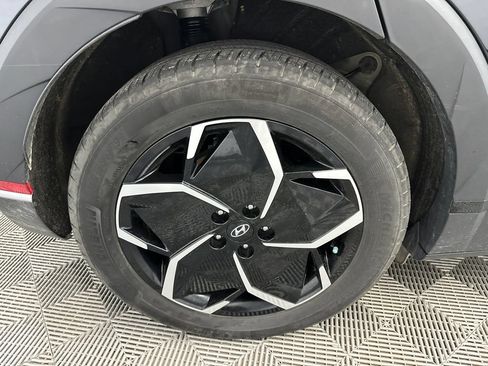 Certified 2024 Hyundai Ioniq 5 SEL RWD image 18