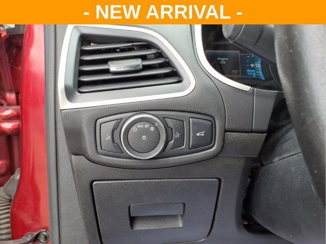 Used 2016 Ford Edge SEL w/ Equipment Group 201A AWD/4WD image 18