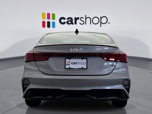 Used 2024 Kia Forte GT-Line w/ GT-Line Premium Package FWD image 4