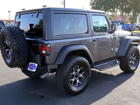 Used 2019 Jeep Wrangler Sport AWD/4WD image 17