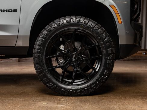 Used 2025 Chevrolet Tahoe RST image 12