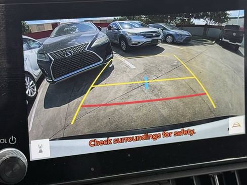 Used 2025 Toyota RAV4 XLE FWD image 18