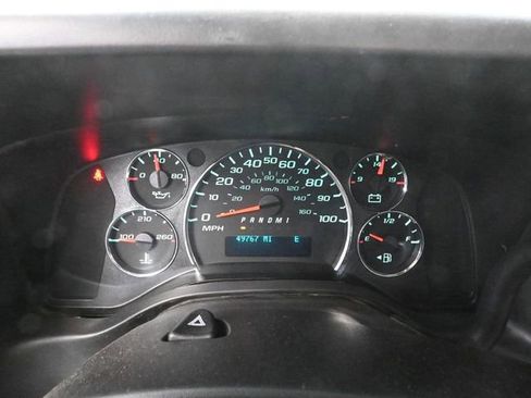 Used 2017 Chevrolet Express 3500 LT w/ LT Preferred Equipment Group image 26