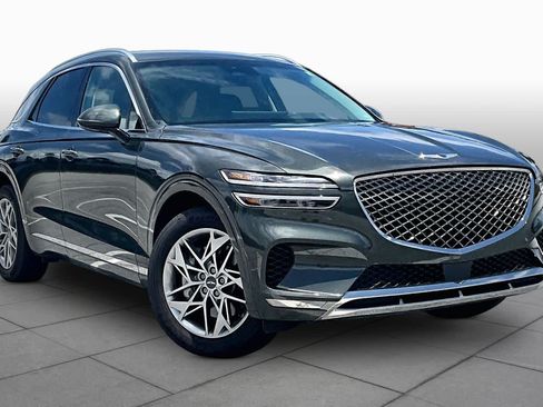Used 2025 Genesis GV70 2.5T AWD/4WD image 3