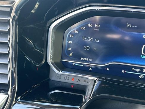 Used 2022 Chevrolet Silverado 1500 LT image 12