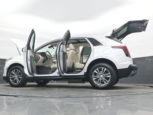 Used 2023 Cadillac XT5 Premium Luxury image 43