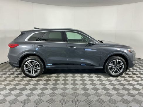 Used 2025 Audi Q5 Premium Plus w/ Premium Plus image 10