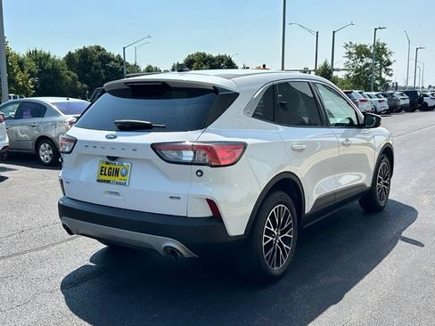 Used 2021 Ford Escape SE FWD image 4