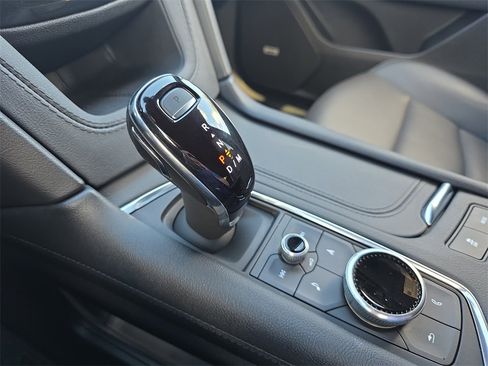 Certified 2024 Cadillac XT6 Sport image 24