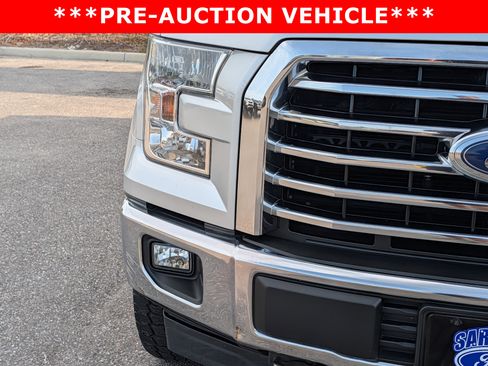 Used 2017 Ford F150 XLT w/ Equipment Group 302A Luxury AWD/4WD image 9
