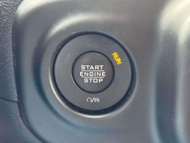 Used 2023 Jeep Gladiator Sport AWD/4WD image 12