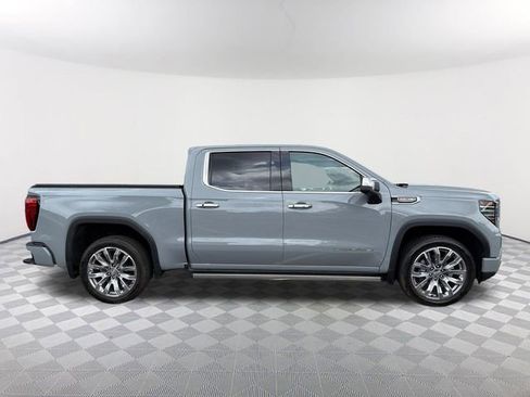 Used 2024 GMC Sierra 1500 Denali AWD/4WD image 4