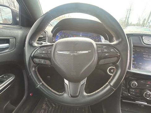 Used 2016 Chrysler 300 S image 15