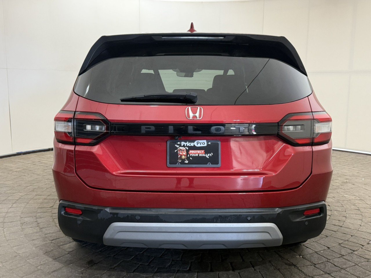 Used 2024 Honda Pilot EX-L image 6