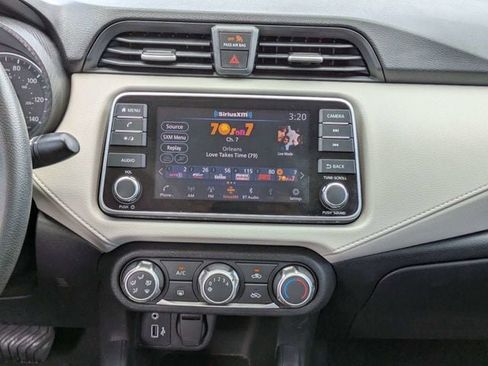 Used 2022 Nissan Versa SV w/ Trunk Package FWD image 17