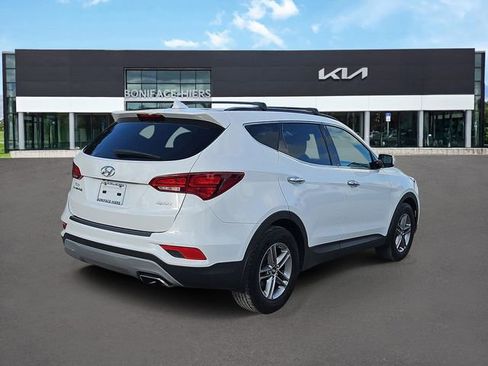 Used 2018 Hyundai Santa Fe Sport FWD image 4