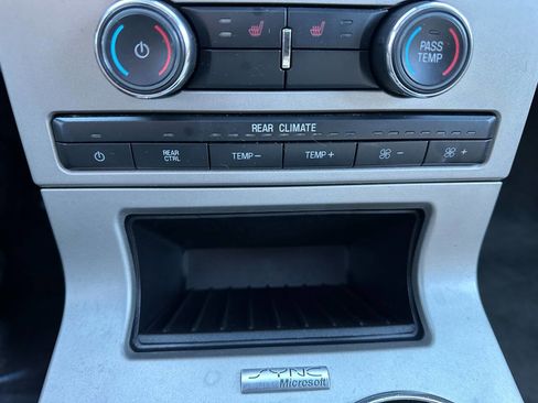 Used 2009 Ford Flex SEL image 57