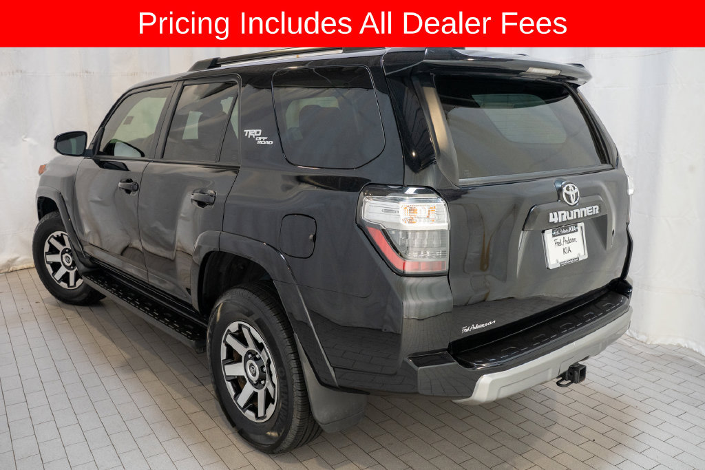 Used 2023 Toyota 4Runner TRD Off-Road AWD/4WD image 3