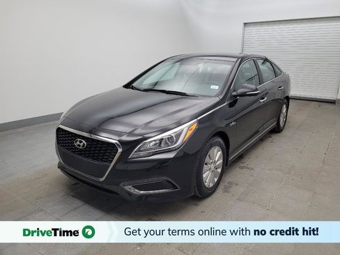 Used 2017 Hyundai Sonata SE image 1