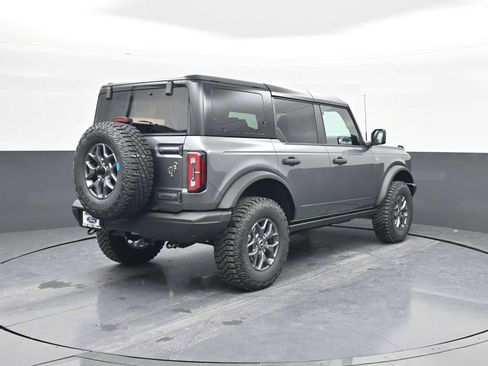 New 2025 Ford Bronco Badlands image 7