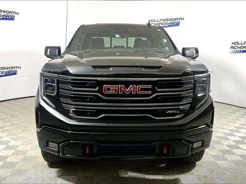 Used 2025 GMC Sierra 1500 AT4 w/ AT4 Premium Package AWD/4WD image 2