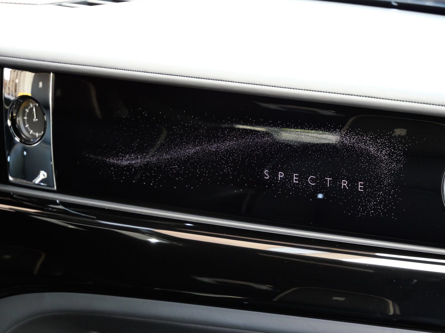 Certified 2025 Rolls-Royce Spectre w/ Spectre Launch Package AWD/4WD image 29