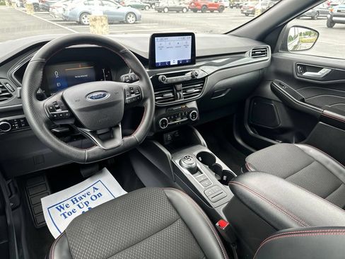 Used 2025 Ford Escape ST-Line FWD image 27