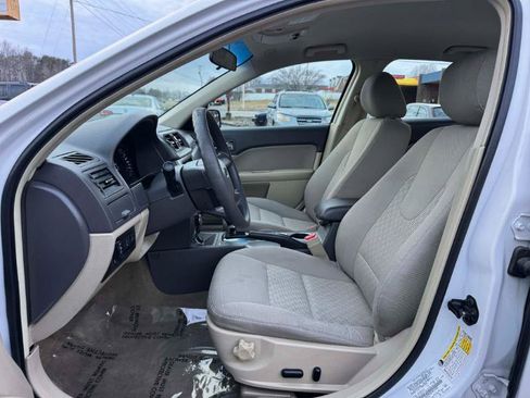 Used 2012 Ford Fusion SE image 10