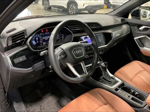 Certified 2023 Audi Q3 2.0T Premium w/ Convenience Package AWD/4WD image 14