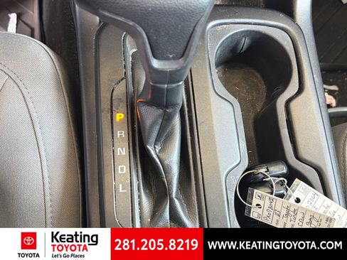 Used 2019 GMC Canyon 2WD Crew Cab w/ Convenience Package image 16