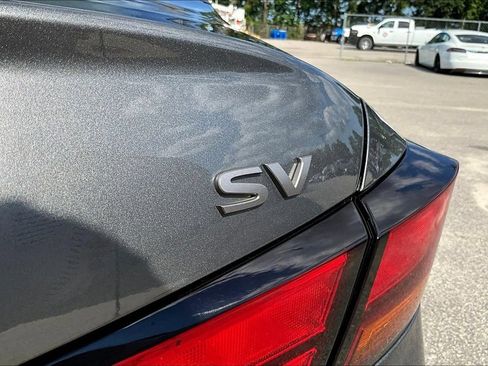Used 2024 Nissan Altima 2.5 SV FWD image 25