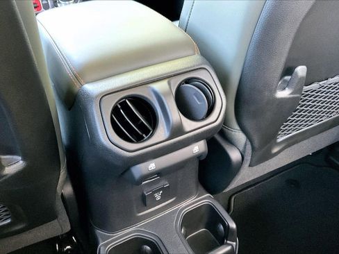 New 2026 Jeep Gladiator Mojave AWD/4WD image 15